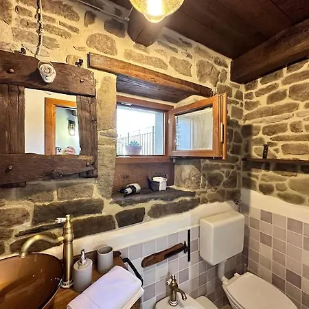 Rustico Toscano Castel Focognano