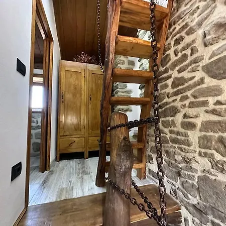 Rustico Toscano Nyaraló Castel Focognano