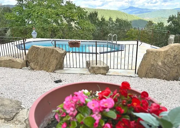 Casa vacanze Rustico Toscano *